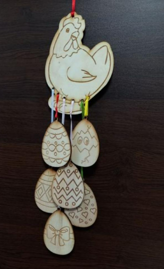 🐔 Мини висяща декорация „Кокошка с великденски яйца“ + моливи 🎨