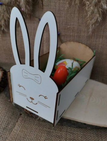 🐰 Великденска дървена кошничка „Зайче“ – стилна и сладка декорация